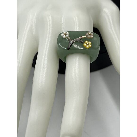 Jade Natural Icy Green Jadeite and MOP Flower Saddle Beautiful 14k Ring 7.5-8 - Picture 10 of 13